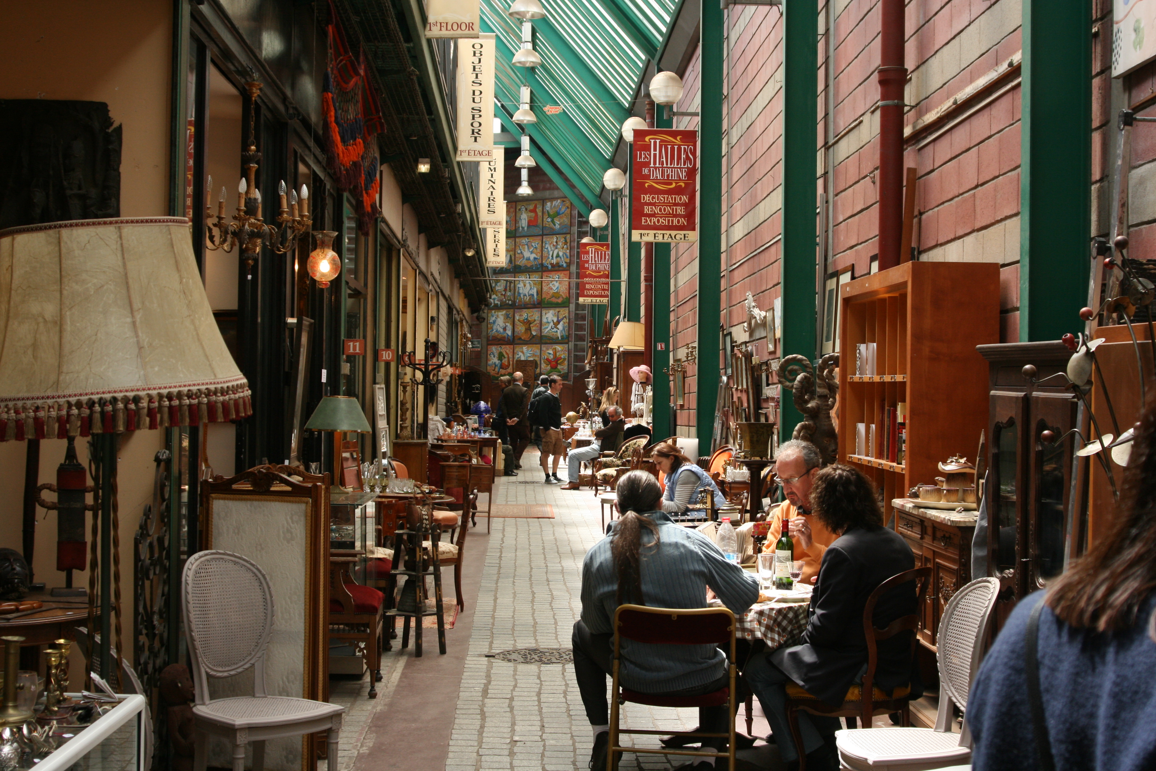 City Guide for Designers: Paris Flea Markets