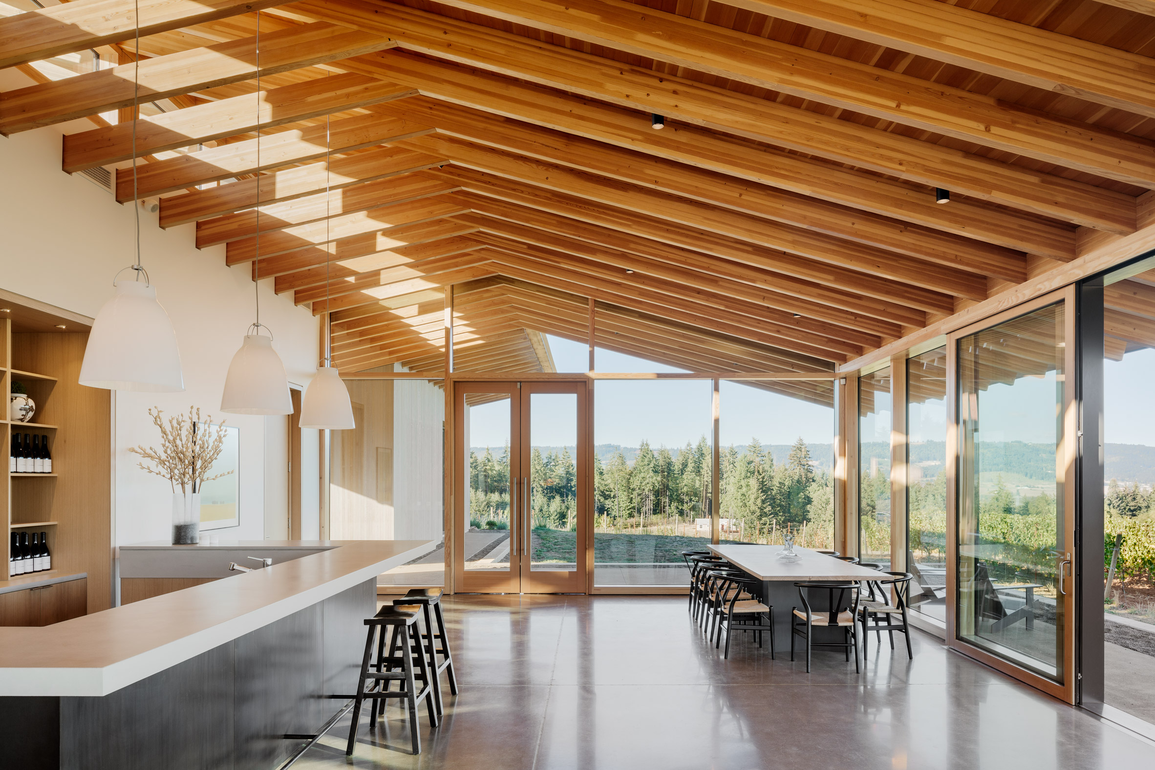 Lever Architecture designs Stunning Wine Tasting Room in Oregon