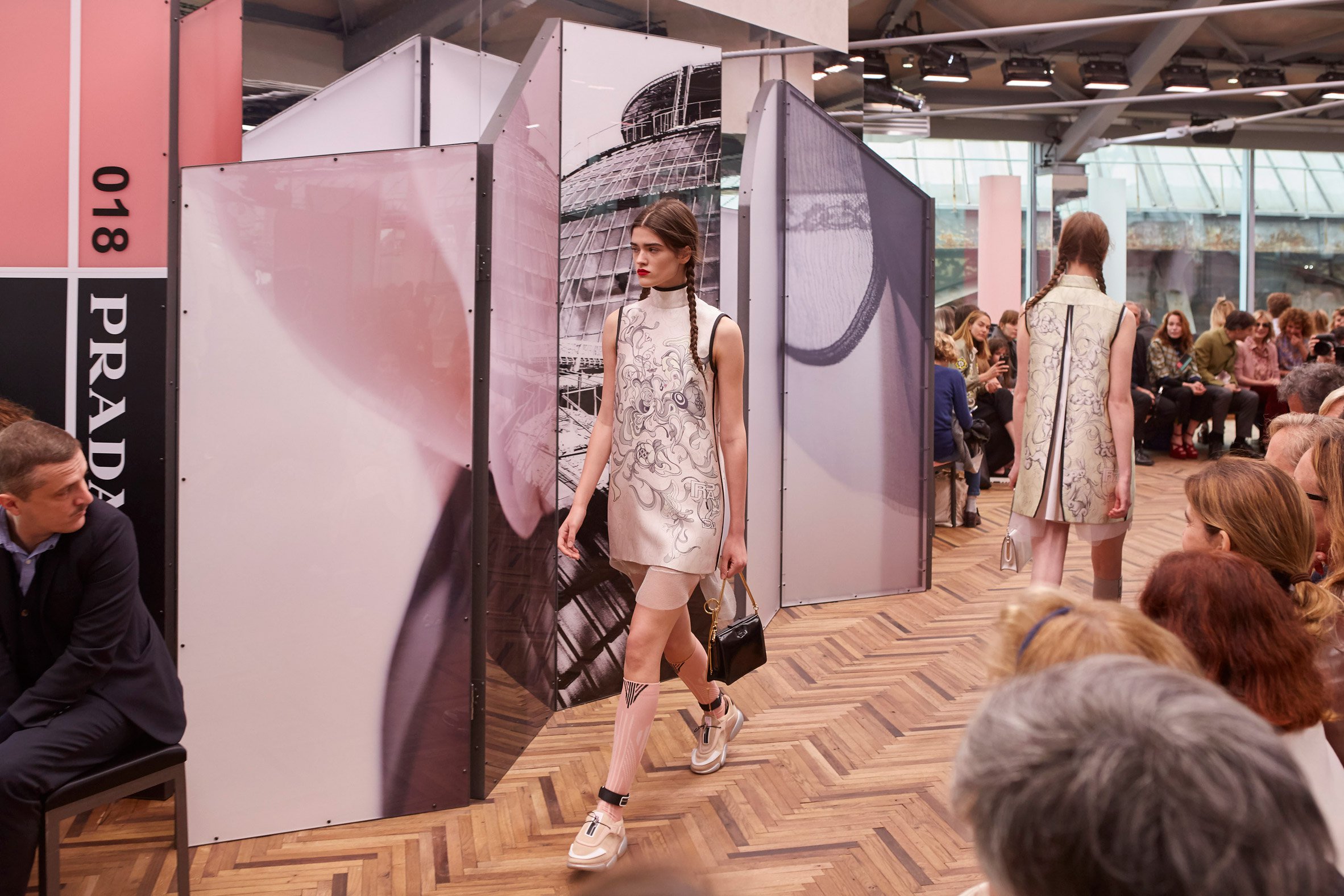 AMO Designs Prada Resort 2018 Show Using Mirrors and Bright Pink