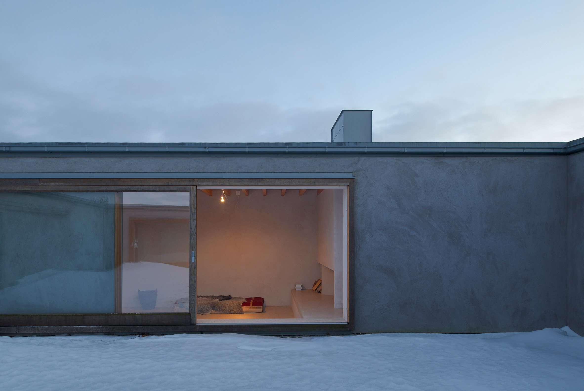 Swedish Holiday Home designed by Tham & Videgård Arkitekter